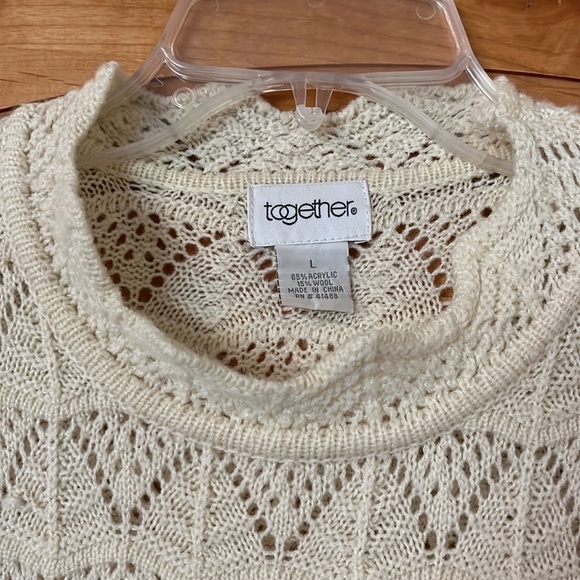 Large cream colored crocheted sweater by Spiegel’s together - Picture 2 of 4